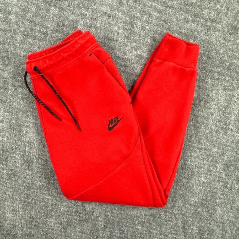 Nike Tech Fleece Joggers Mens M University Red Black CU4495-657 Tapered Pants